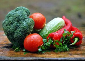 野菜不足を解消するための食事記録のつけ方アプリは？