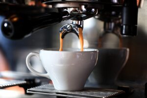 青汁を牛乳で飲むことのメリットとデメリットは？