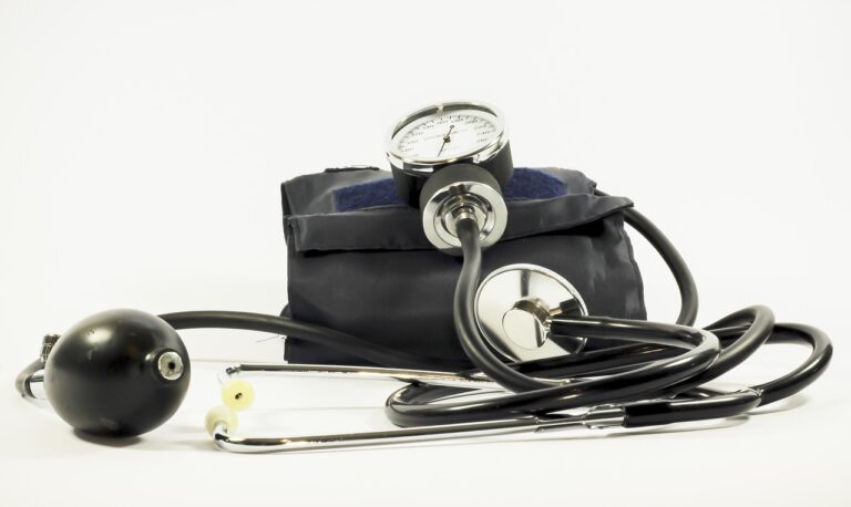 青汁は高血圧に効果的？注意点を知って失敗しないためのガイドは？